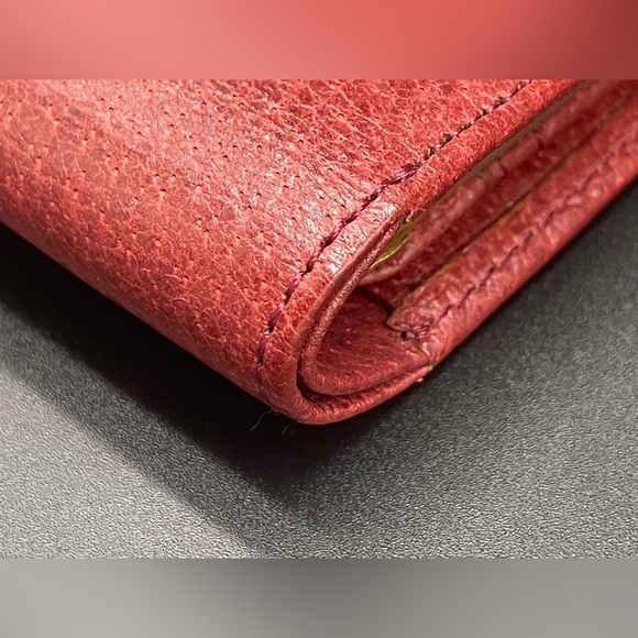 Valentino Garavani Red Kisslock Coin Pouch Snap Closure Wallet - Picture 8 of 17